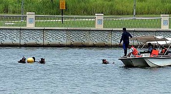 n_10lake.jpg