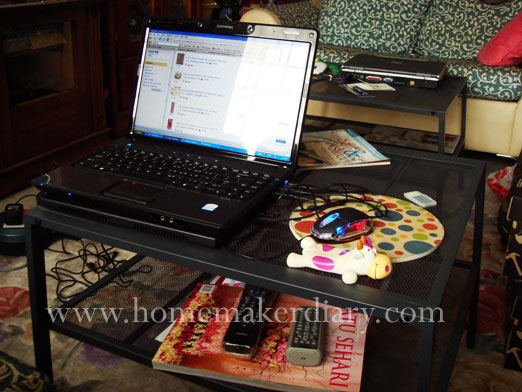 myworkdesk1.jpg