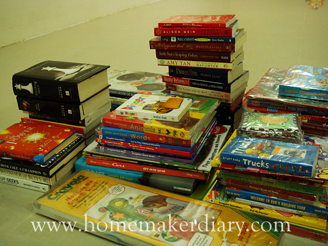 big-bad-wolf-sale-2011-books