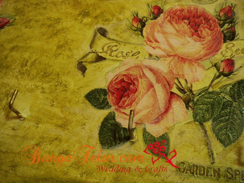 key-holder-decoupage-original